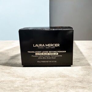 Laura Mercier Translucent Loose Setting Powder - Ultra-Blur in shade Rose